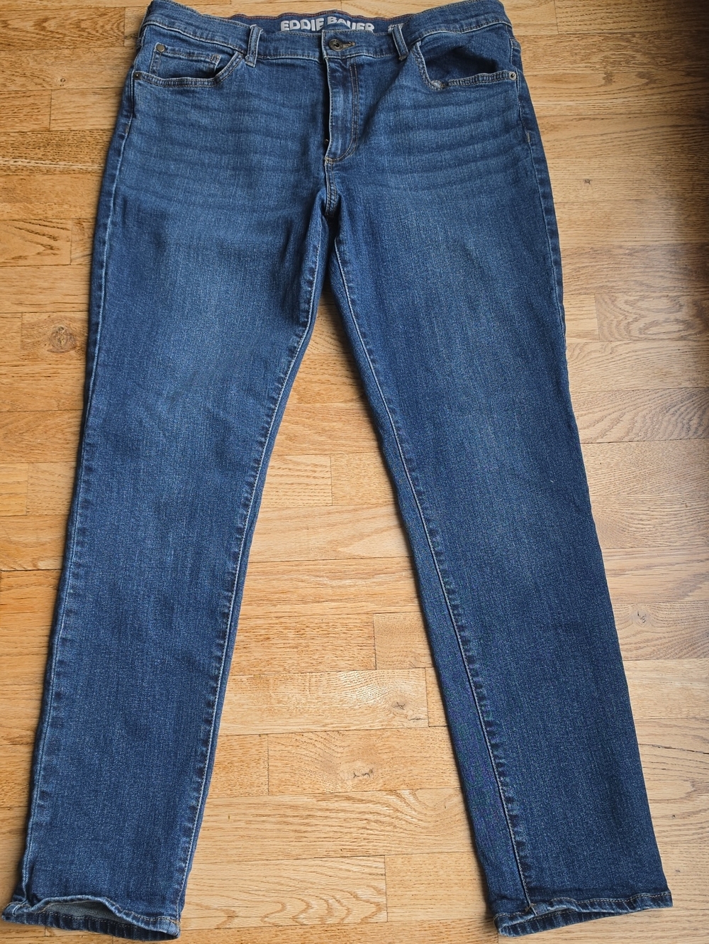 (10) Eddie Bauer Boyfriend Mid Rise Slim Jeans Y2K Weekend Casual Relaxed Comfy